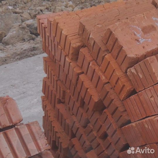 Прочный керамический кирпич