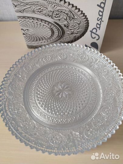 Посуда из керамики, стекла, фарфора, металла