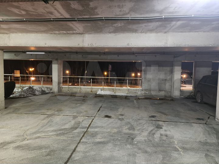 Машиноместо, 15 м²