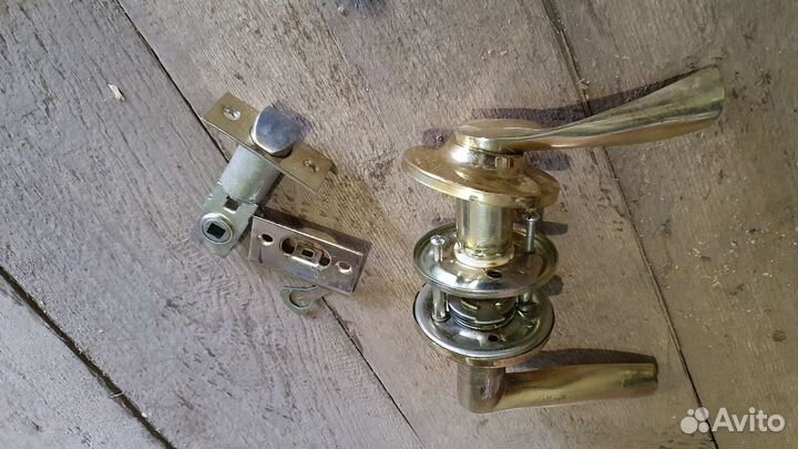 Ручка дверная