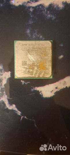 Процессор AMD Athlon 64 x2 2005 AMD с царапинами