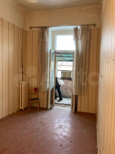 Комната 14 м² в 7-к., 3/3 эт.