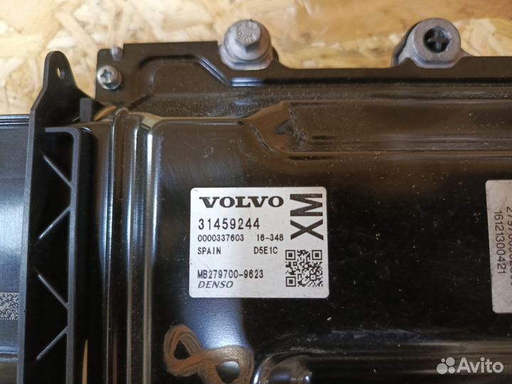 Блок управления двигателем Volvo XC60 2.0 турбо