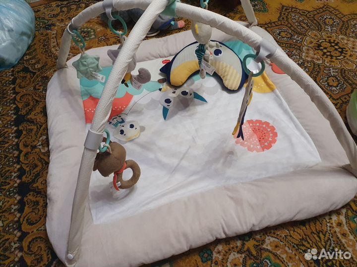 Развивающий коврик tiny love 