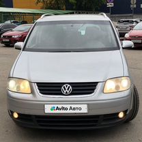 Volkswagen Touran 2.0 AMT, 2004, 202 956 км, с пробегом, цена 675 000 руб.