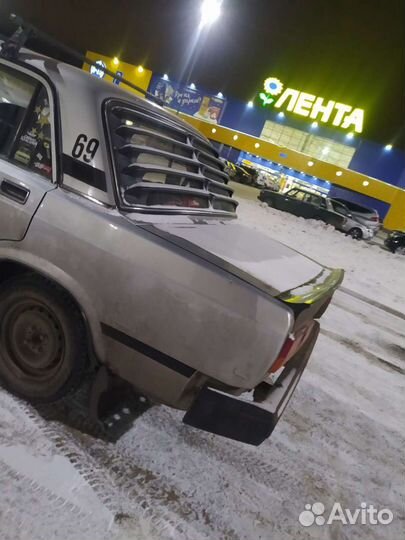 Решетка на заднее стекло классика