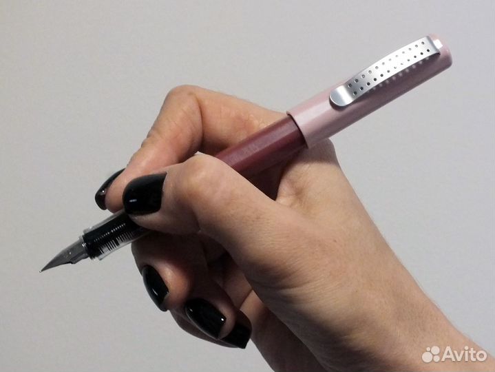 Перьевая ручка Jinhao