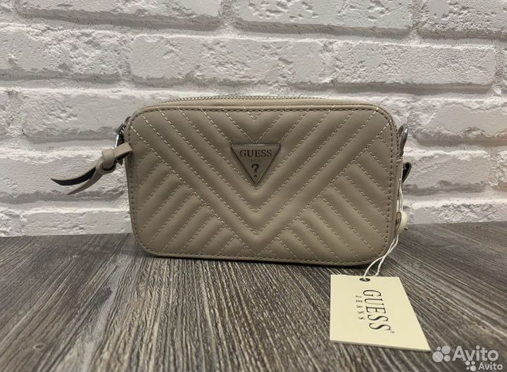 Клатч женский Guess