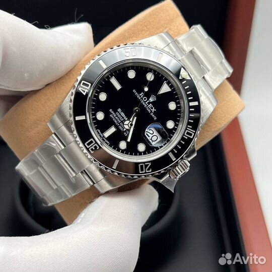 Rolex Submariner Date