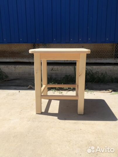 Продаю табуретку