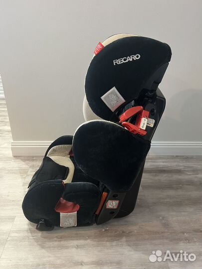 Автомобильное детское кресло Recaro young sport