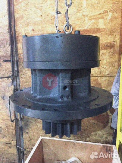 Поворотный редуктор Hitachi ZX470R-3F 9205887