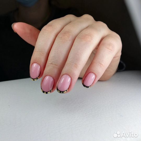 Мастер маникюра