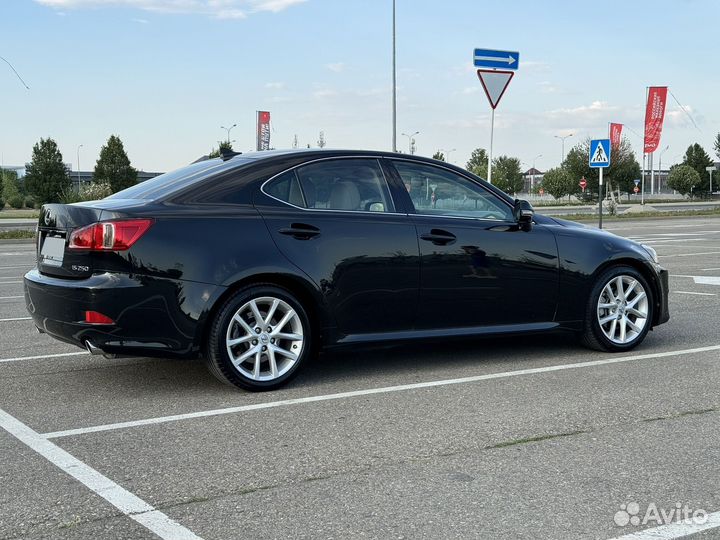 Lexus IS 2.5 AT, 2011, 177 500 км