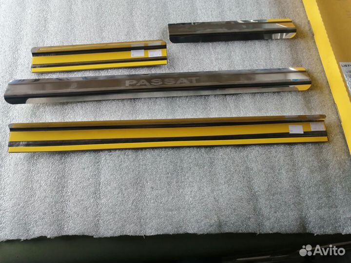 Накладки порогов VW Passat B6/CC/B7