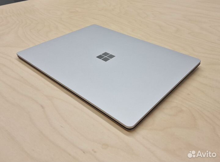 Microsoft Surface Laptop 4 (2022) ультрабук