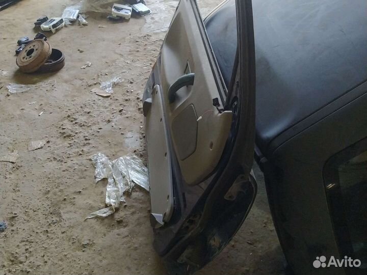 Дверь передняя левая Land Rover Freelander 1