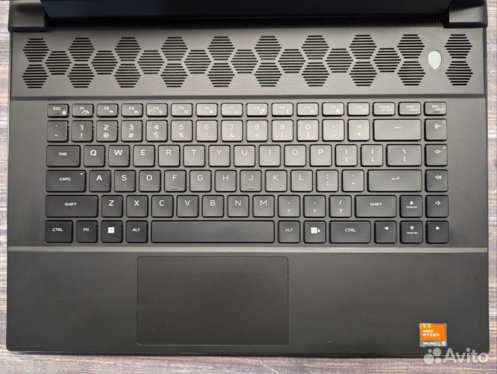 Alienware m16 R1, 7845hx, 4080, 32gb, 1tb