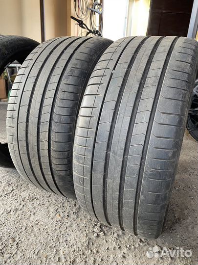 Pirelli P Zero 255/35 R19 96Y