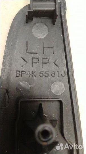 Накладка стеклоподъемника заднего левого Mazda 3