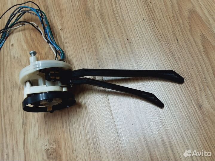 Ранний 2х рычажный переключатель Ваз 2101, 2103