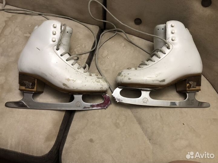 Коньки для фигурного катания risport 220