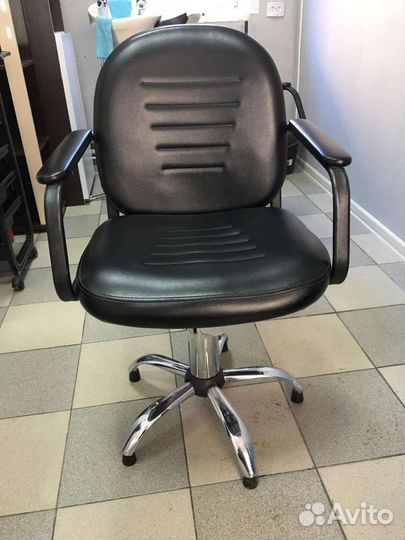 Кресло парикмахерское