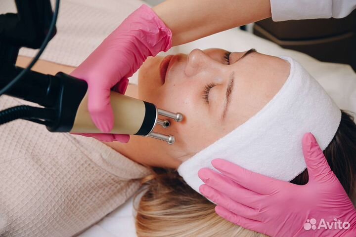 Администратор в косметологическую клинику