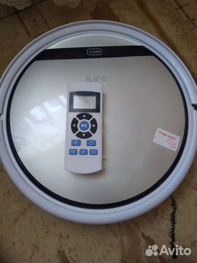 Робот пылесос