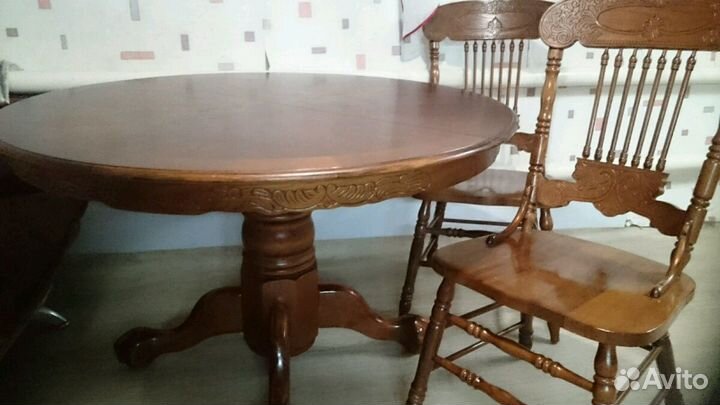 Деревянная кухонная мебель