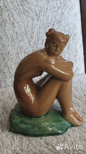 Статуэтка Девушка, пловчиха, схф Гжель