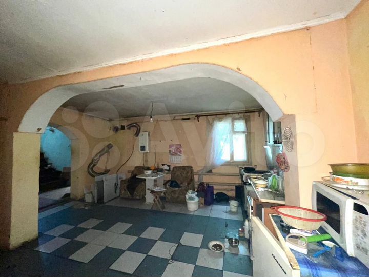 Дом 177,8 м² на участке 4 сот.