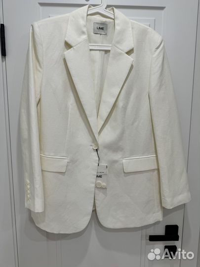 Белый пиджак lime L
