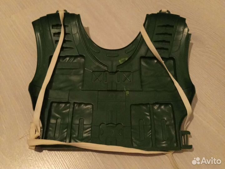 Бронежилет пластиковый
