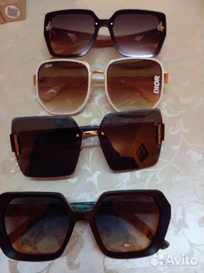 Солнцезащитные очки женские брендовые