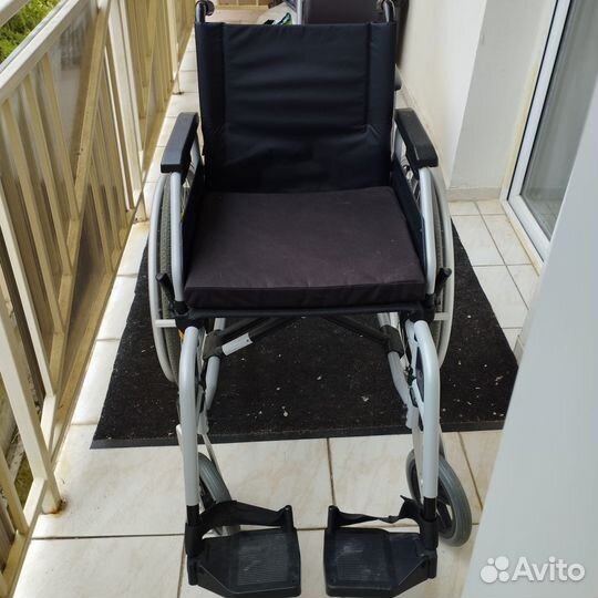 Продам кресло-коляску инвалидную