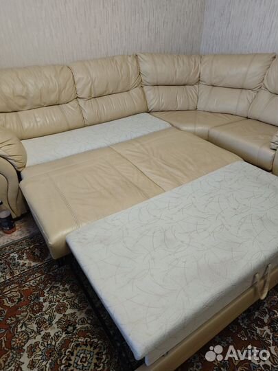 Продам угловой диван