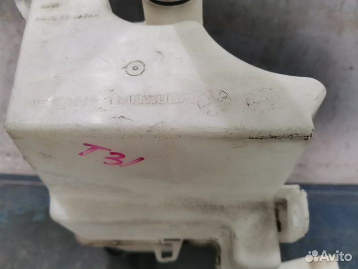 Бачок омывателя Nissan X-Trail T31