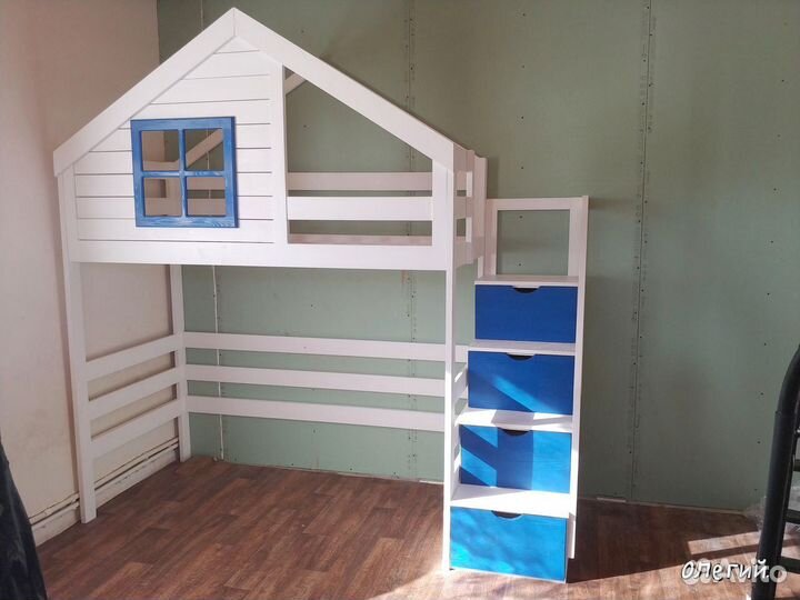 Кровать детская