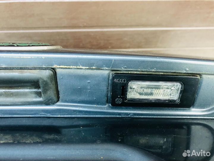 Фонарь плафон подсветки номера Шкода Фабия 2