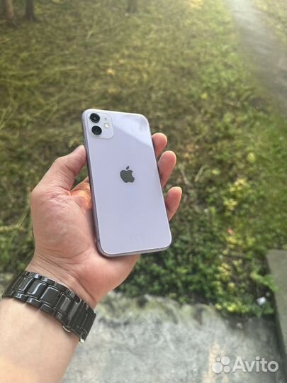 iPhone 11 128gb;