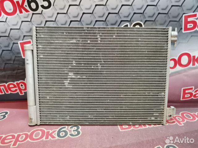 Радиатор кондиционера передний Renault Logan
