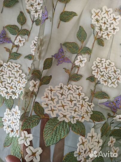 Сетка с апликацией