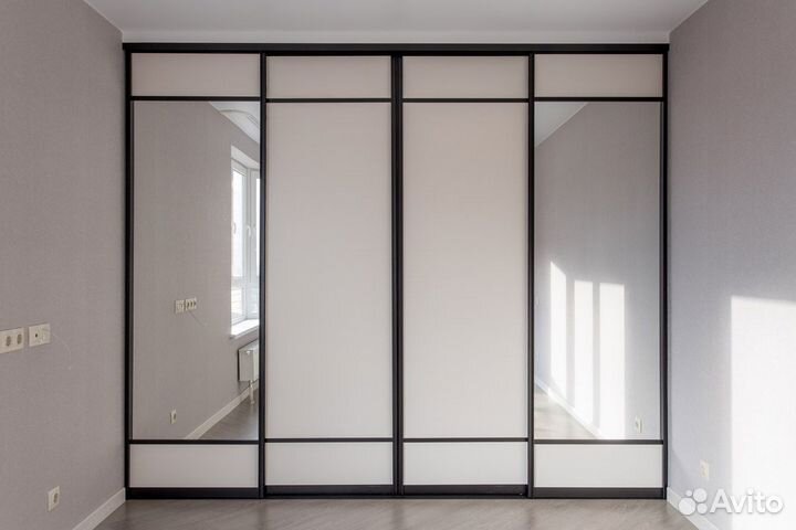 Шкаф купе на заказ / Зеркало / Подсветка