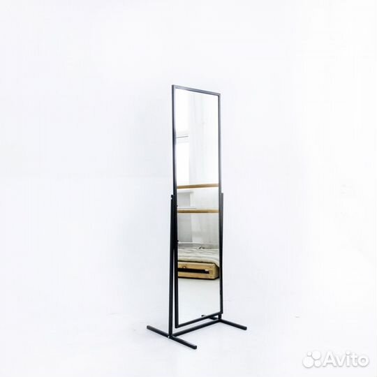 Зеркало напольное Liberty на ножках, чёрный муар
