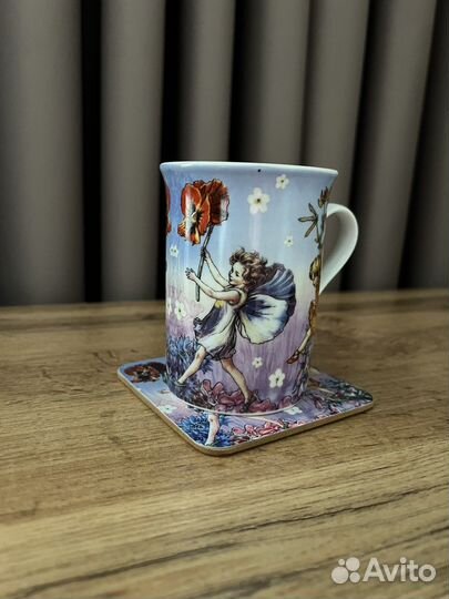 Бокал фарфоровый с подставкой 220 мл