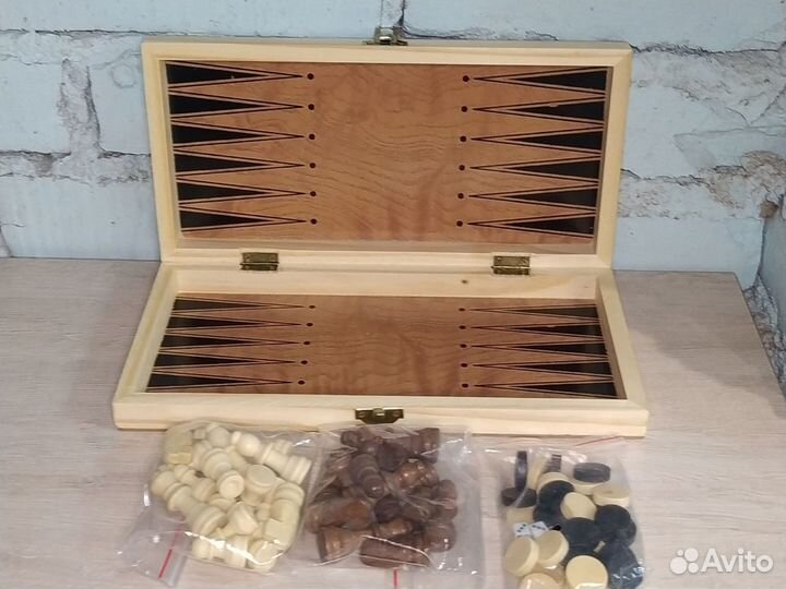 Шахматы 3 в 1 (шахматы/шашки/нарды)