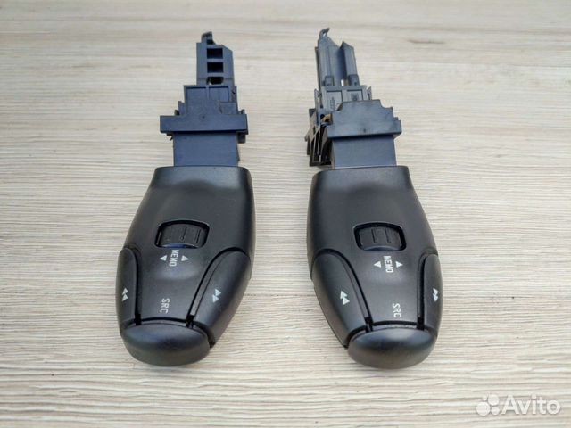 Переключатель подрулевой (джойстик) Пежо 206