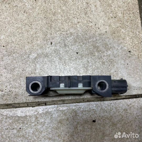 Датчик airbag Infiniti M M25 M37 M56 Y51