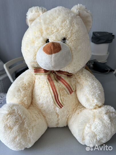 Плюшевый медведь